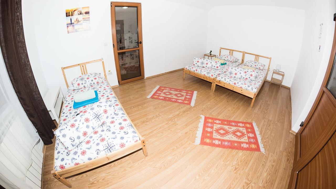 Exit Routine Hostel Timişoara Zimmer foto